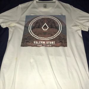 Volcom t shirt